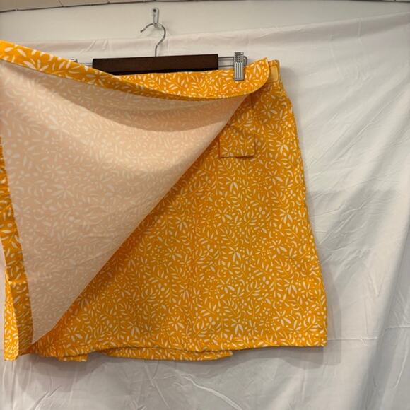 RipSkirt Hawaii Skirt Size XL Length 2 Damask Citrus Yellow Adjustable Quick Dry - Picture 2 of 6